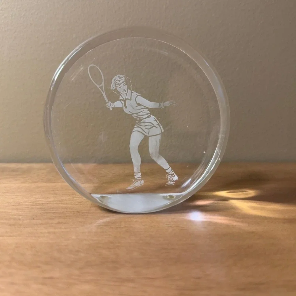 Vintage Etched Glass Tennis Player Paperweight Frosted Clear Crystal Decor 3.5